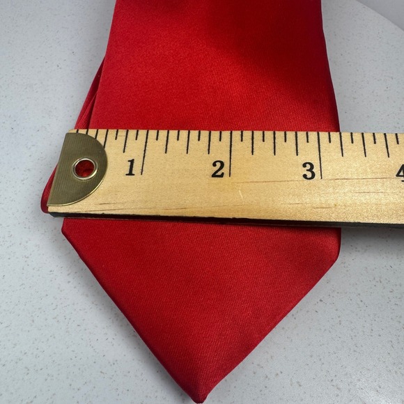 Countess Mara Men's Solid Red Neck Tie Silk Blend Classic Dress Tie - Picture 2 of 6